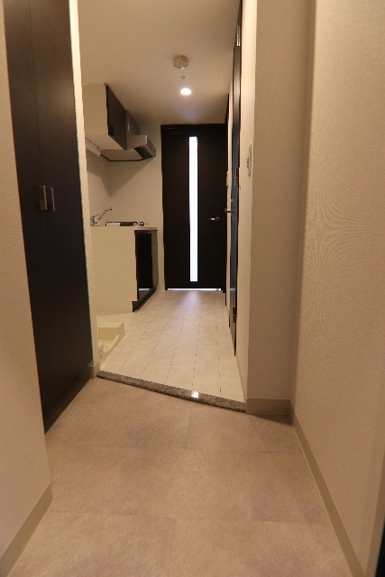 玄関　※別室の参考写真の為、現況優先です。