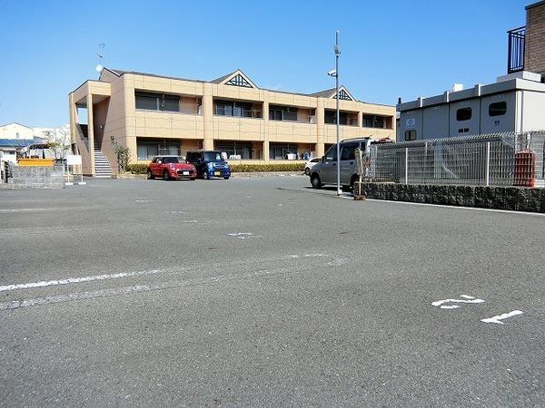 駐車場　駐車しやすい！