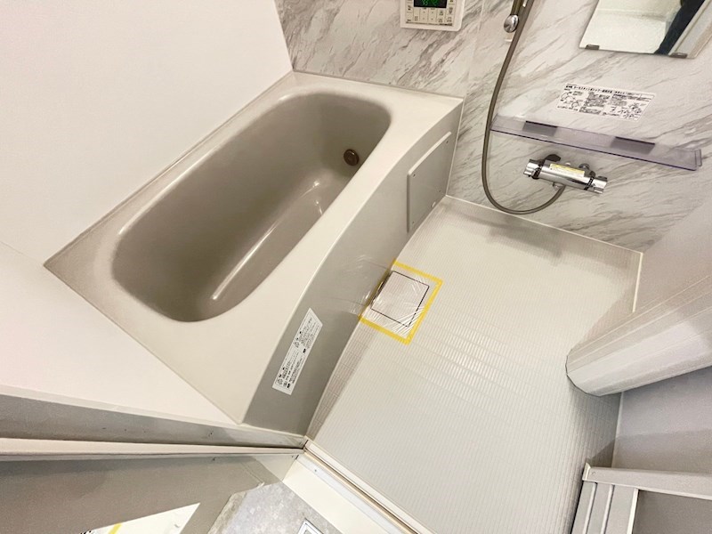 バス・シャワールーム