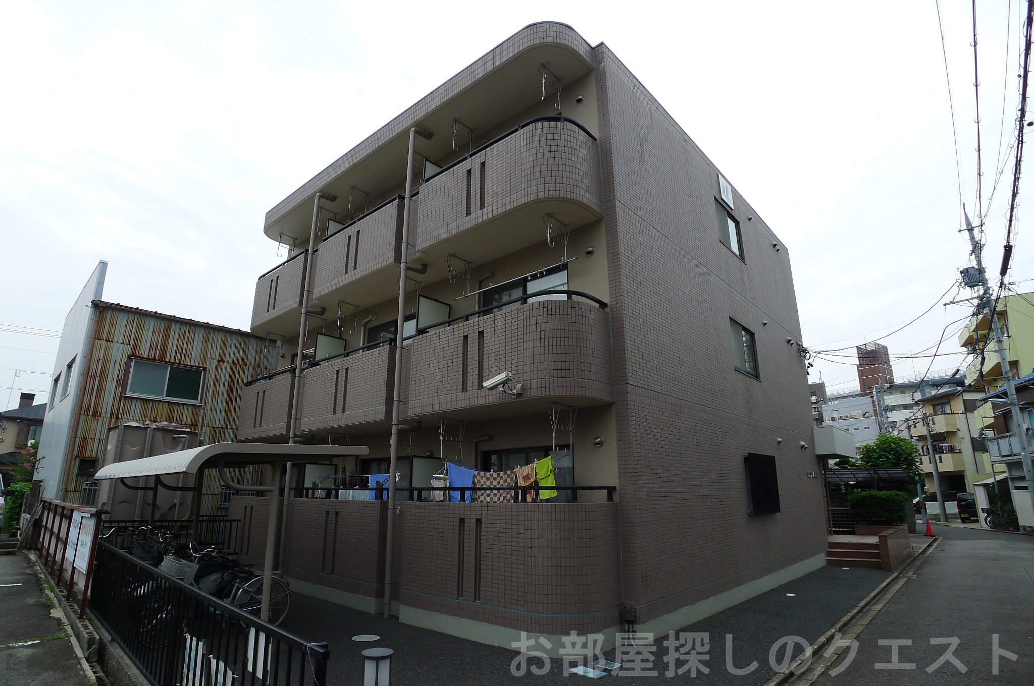 建物外観　オートロック完備！