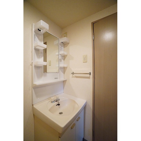 洗面設備　独立洗面化粧台