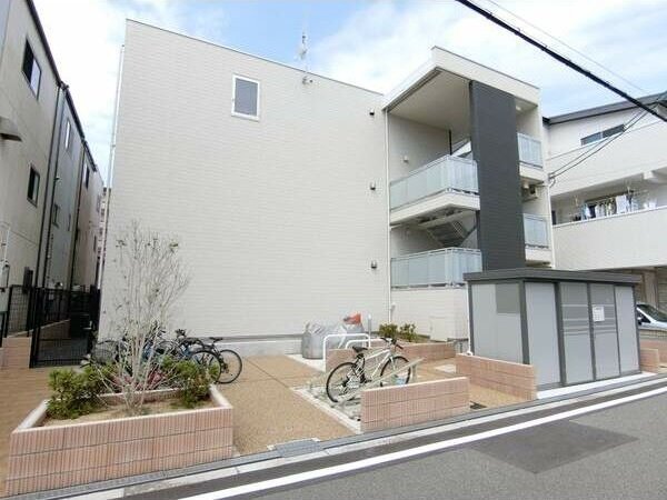 建物外観　リブリ・おおさか鴫野