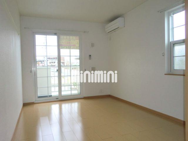 居室・リビング　広々６帖