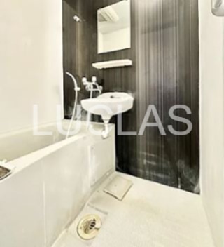 バス・シャワールーム　浴室も付いており、日々の疲れを癒します♪