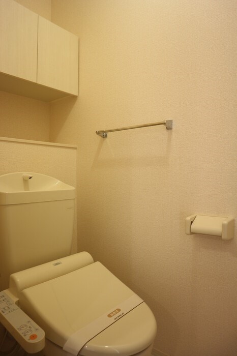 トイレ　※別部屋参考画像