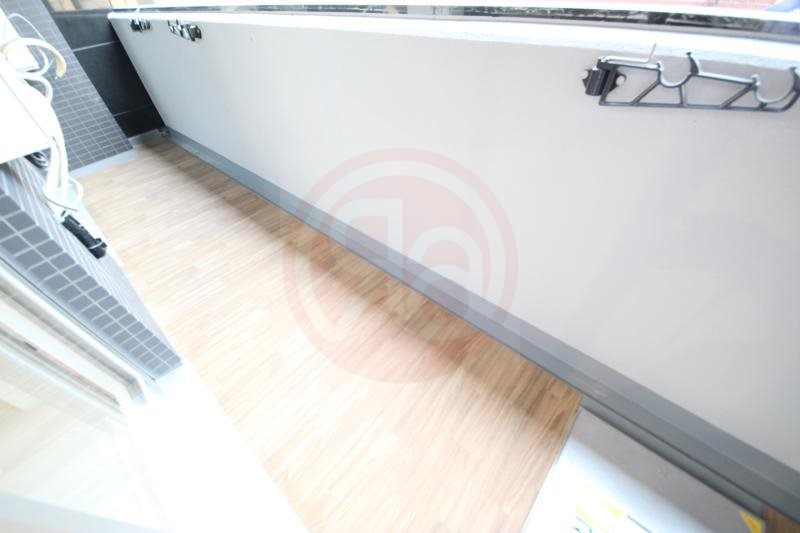 バルコニー　陽当たり良好なバルコニーです