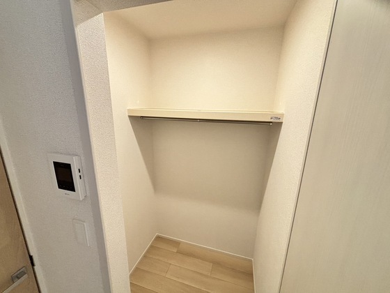 収納　ウォークインクローゼット（同仕様タイプ）