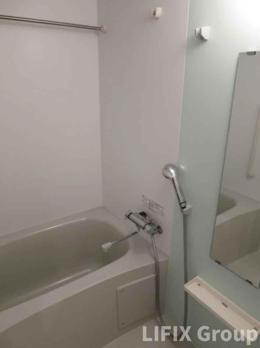 バス・シャワールーム　風呂