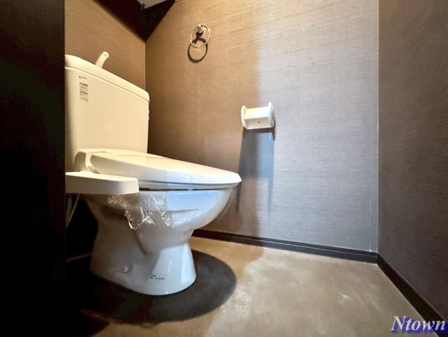 トイレ　落ち着いたトイレです