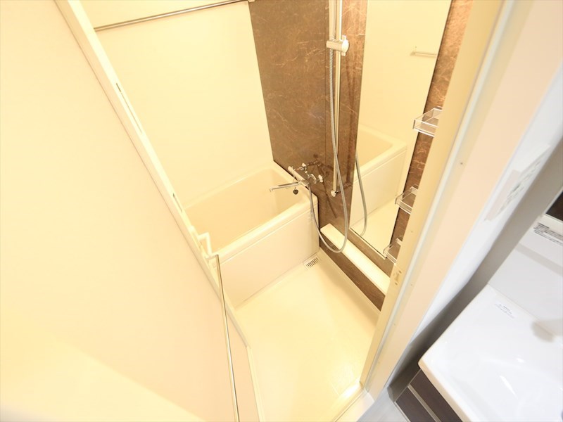 バス・シャワールーム　バスルーム　浴室暖房乾燥機付き