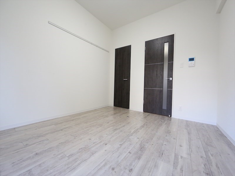 その他部屋・スペース　洋室7.8帖　クローゼット付（収納充実してます）