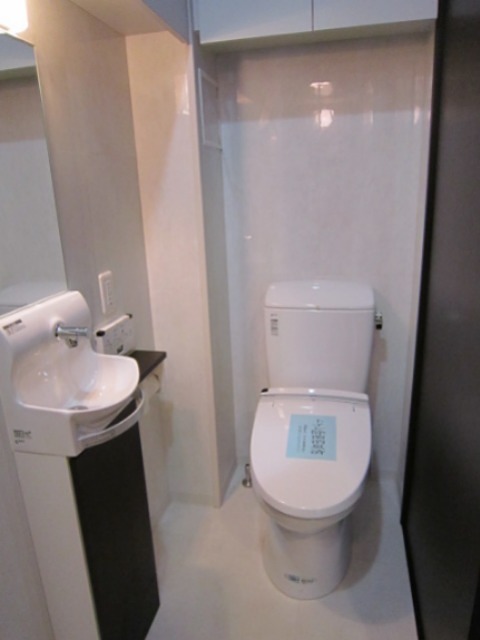 トイレ　別部屋参考