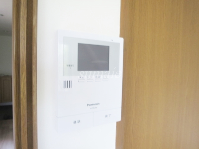 セキュリティ　安心のモニター付きインターホン完備です☆