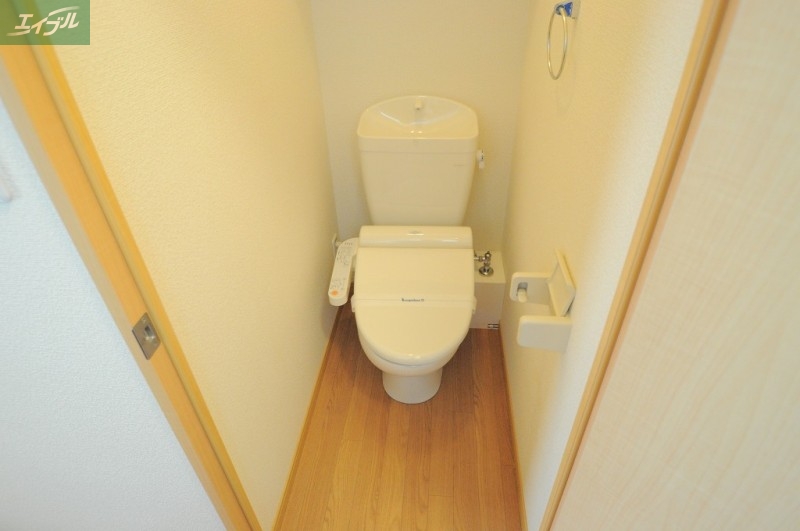 トイレ　※写真と現状が異なる場合は現状を優先