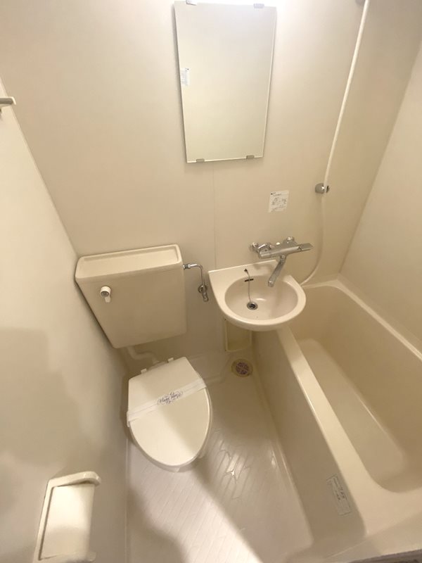 バス・シャワールーム　3点式ユニットバス