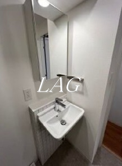 洗面設備　洗面台です。