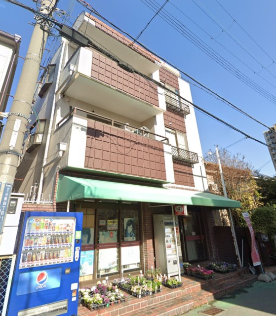 コンビニ　ニュージョイススギ（コンビニ）まで60m