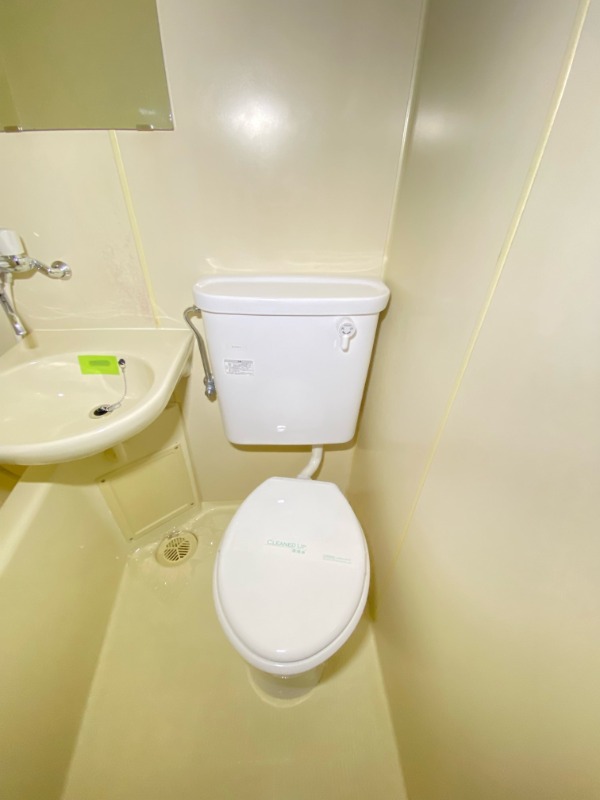 トイレ　※他部屋参考写真