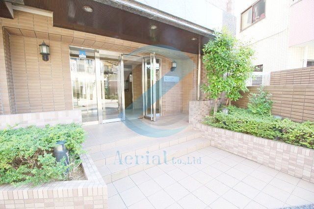 エントランス　エントランス