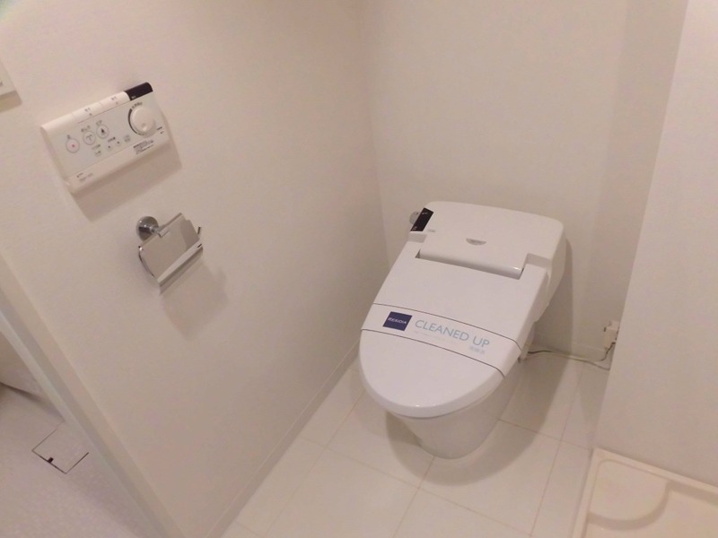トイレ　※同仕様写真含む