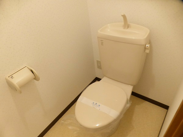 トイレ　同物件別部屋