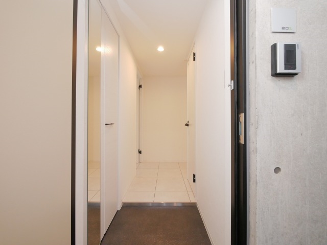 玄関　※別号室参考画像