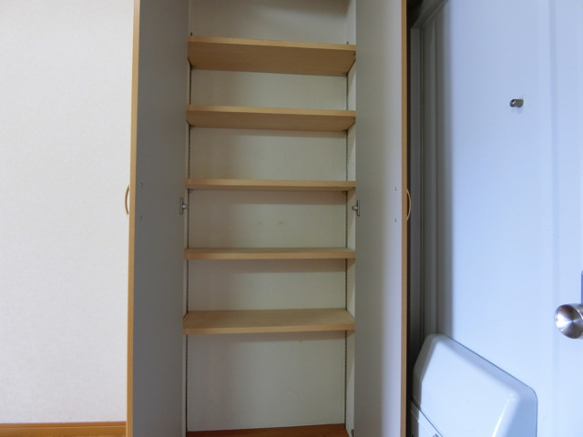 玄関　大きなシューズボックス付いてます！