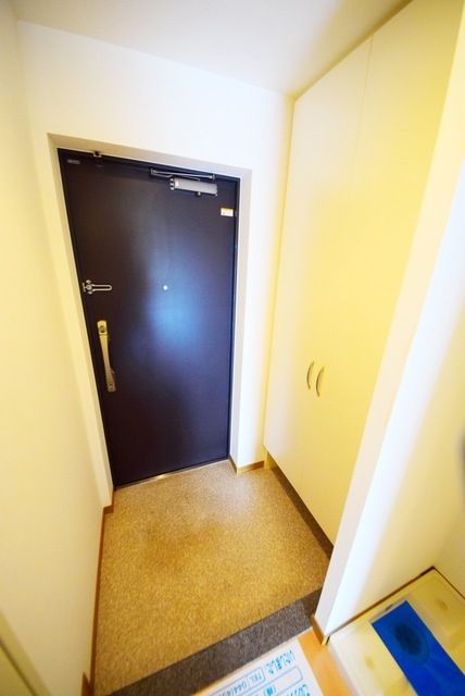 玄関　同タイプ別部屋写真