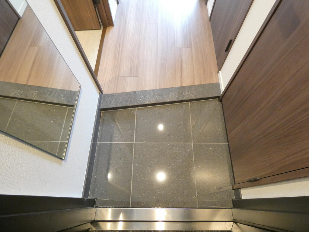 玄関　玄関※別部屋参考写真