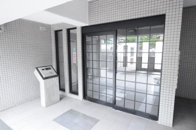 エントランス　オートロック