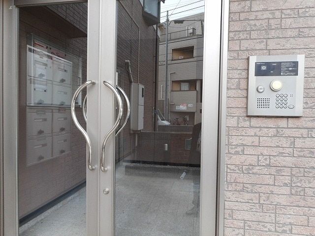 エントランス　★お問い合わせはタウンハウジングまで★