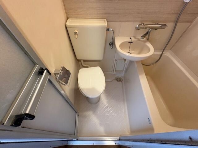 バス・シャワールーム