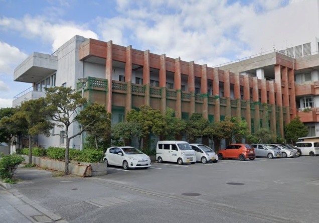 役所　うるま市役所石川庁舎（役所）まで713m