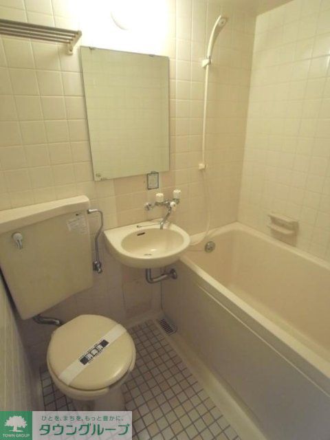 バス・シャワールーム