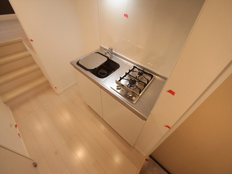 キッチン　システムキッチン（ガス2口コンロ付）