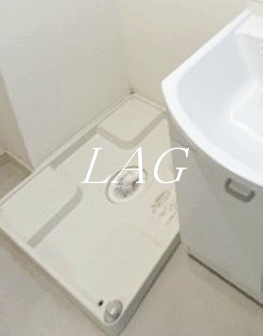 その他設備　室内洗濯機置場になります。