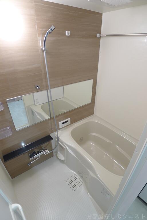 バス・シャワールーム　（写真は同タイプ）