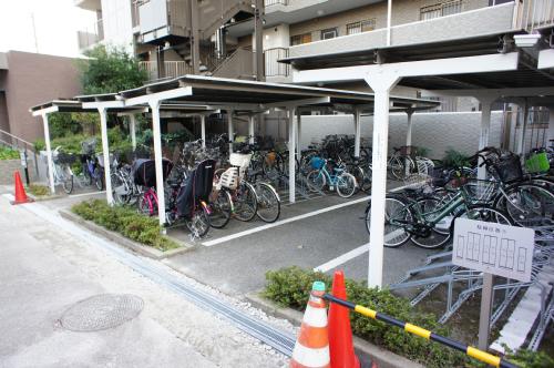 その他共有部分　屋根付きの駐輪場