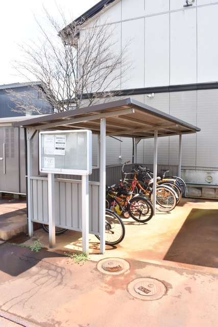 その他共有部分　共有の駐輪スペースです。