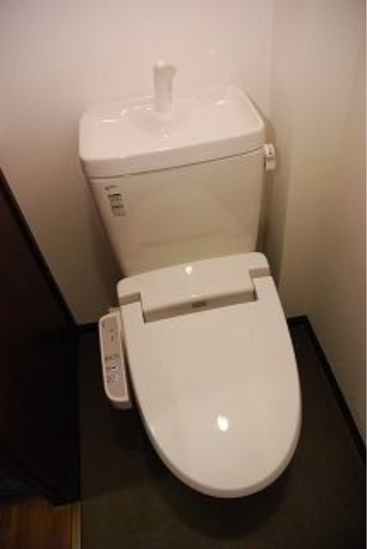 トイレ　別号室