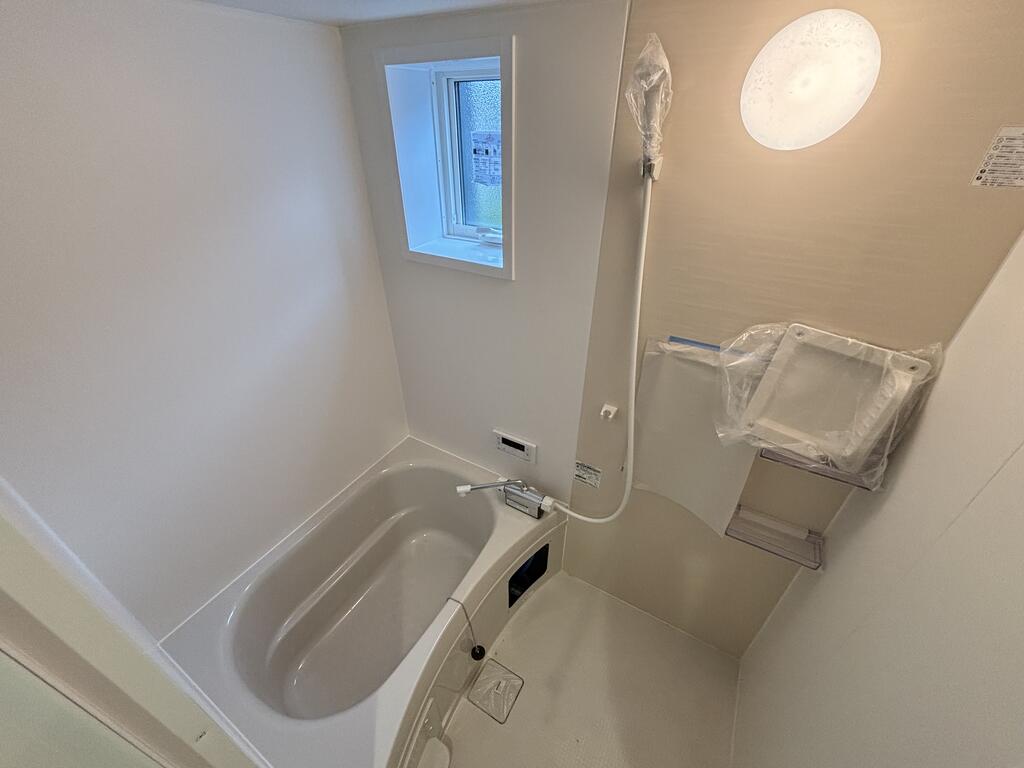 バス・シャワールーム　※イメージです。窓なしです。