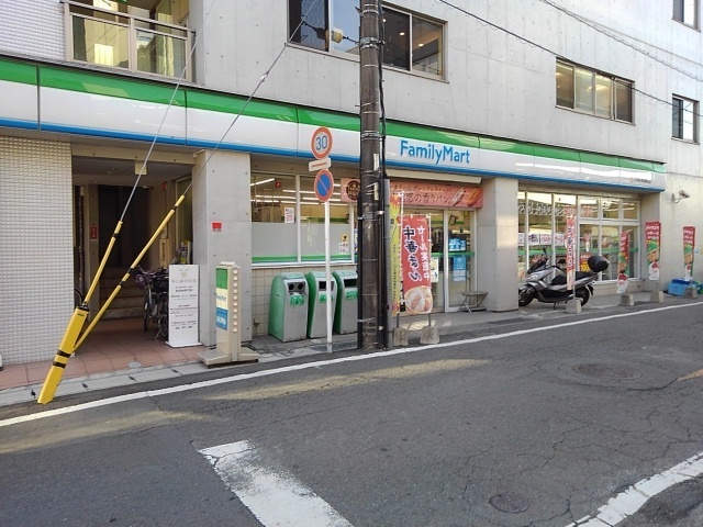 コンビニ　ファミリーマートＪＲ新水前寺駅（コンビニ）まで500m