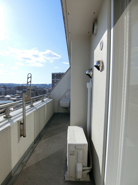 バルコニー　バルコニー（２０２１年１月撮影）