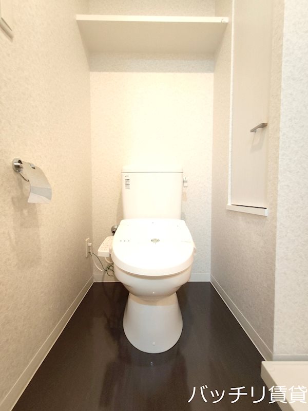 トイレ　画像は別号室写真の為、現状を優先いたします。