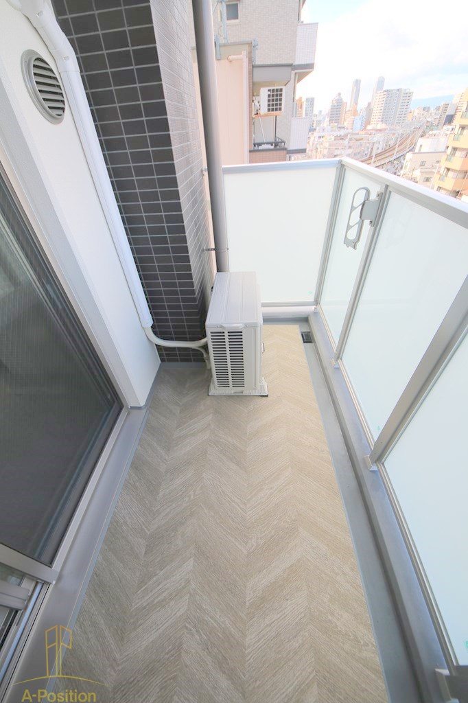 バルコニー　ミラージュパレス難波クルヴァ