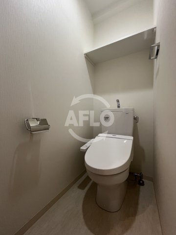 トイレ　スプランディッド新大阪DUE　トイレ