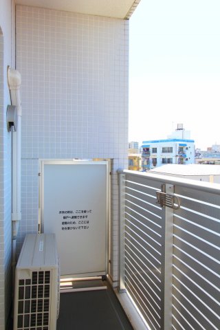 バルコニー　参考写真（同物件別部屋）