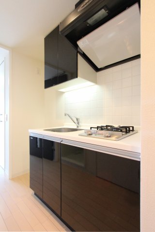 キッチン　参考写真（同物件別部屋）