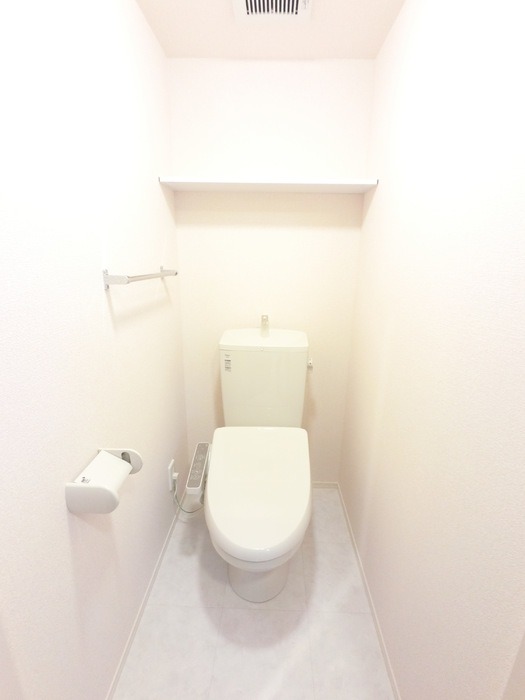 トイレ　図面と現状に相違がある場合には現状を優先