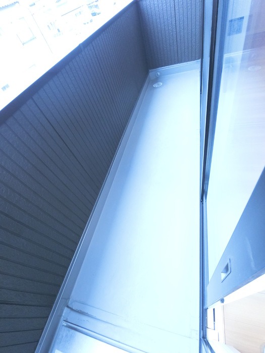 バルコニー　図面と現状に相違がある場合には現状を優先